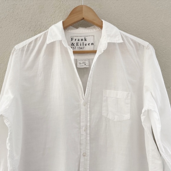 Frank & Eileen Eileen Shirt Womens Small White Classic Minimalist Chic Coastal - Picture 6 of 12
